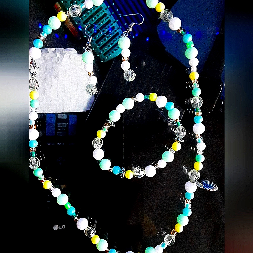 Hand made jewerlies